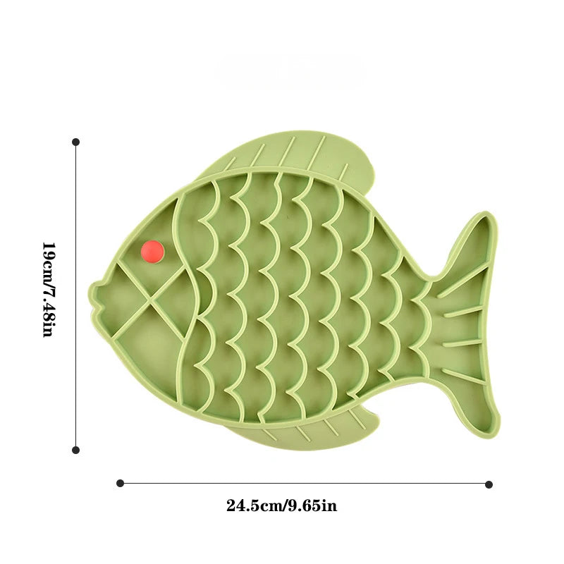 Silicone Licking Pad Fish Shaped Pet Dog Lick Pad Bath Peanut Butter Slow Eating Licking Feeder Cat Lickmat Feeding Dog Lick Mat